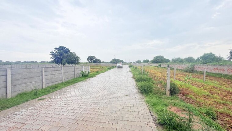Garden, chhatikara  900 Sq.Ft. Plot In Chhatikara Vrindavan 10575753