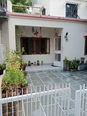 3 BHK Apartment – Exterior View View at Nehru Nagar - for Rent
