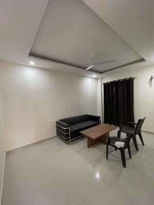 Living Room in 1 RK Independent House at Sector 14 – for Rent