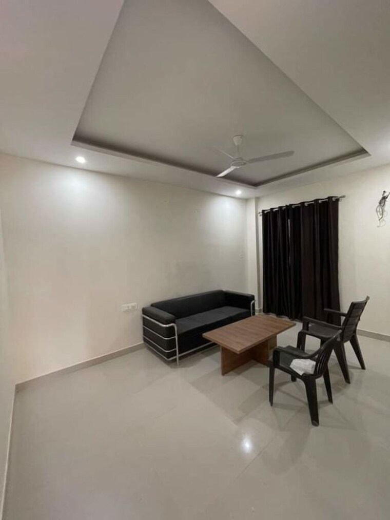 Living Room, sector 14 1 RK 250 Sq.Ft. Independent House In Sector 14 Gurgaon 10575794