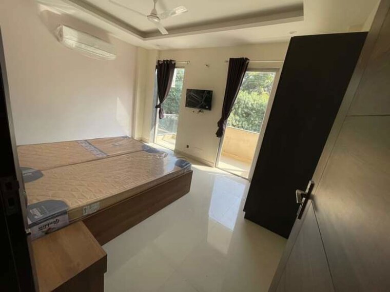 Team Area, sector 14 1 RK 250 Sq.Ft. Independent House In Sector 14 Gurgaon 10575794