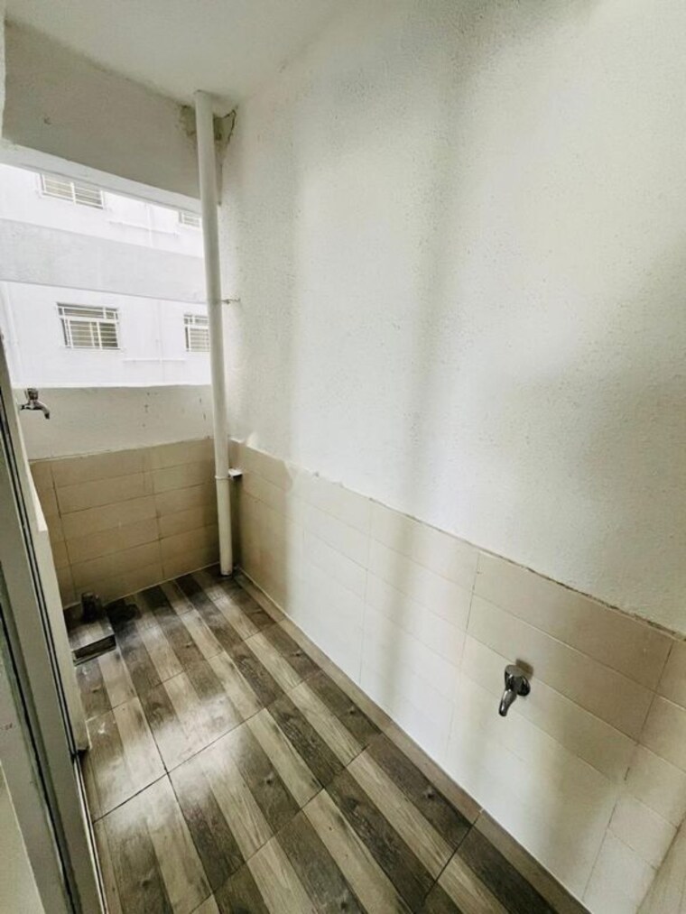 Bathroom, engineers-ios 3 Bedroom 1352 Sq.Ft. Apartment In Tathawade Pune 10575795