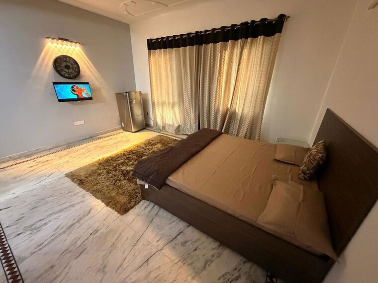 Bedroom, rwa-apartments-sector-45 2 Bedroom 162 Sq.Mt. Builder Floor In Sector 45 Noida 10575791