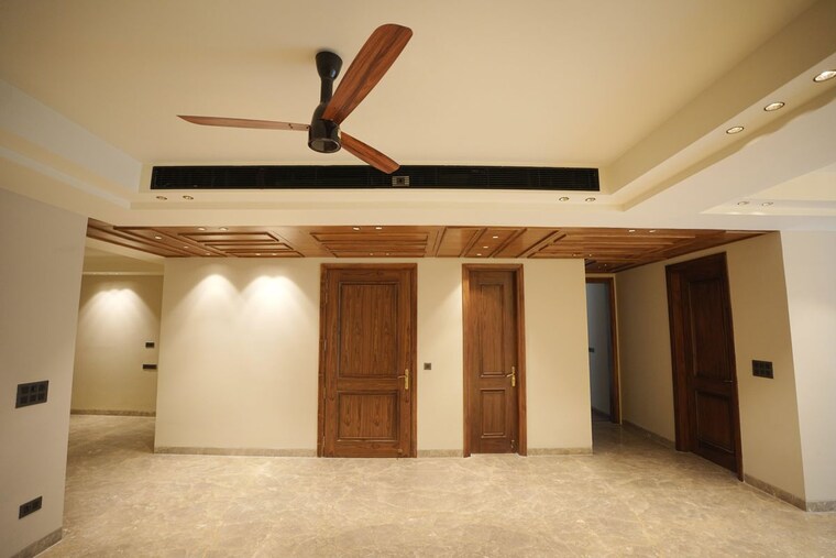 Bedroom, sector 23 4 Bedroom 2200 Sq.Ft. Builder Floor In Sector 23 Gurgaon 10575751