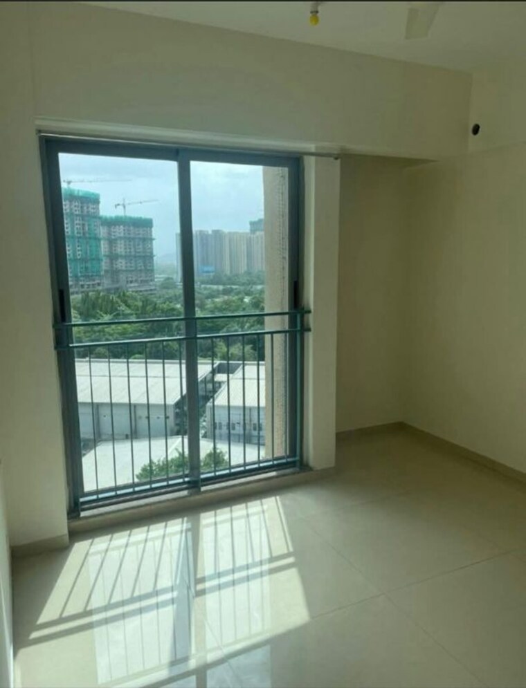 Room, kalpataru-sunrise-grande 2 Bedroom 670 Sq.Ft. Apartment In Kolshet Road Thane 10575838