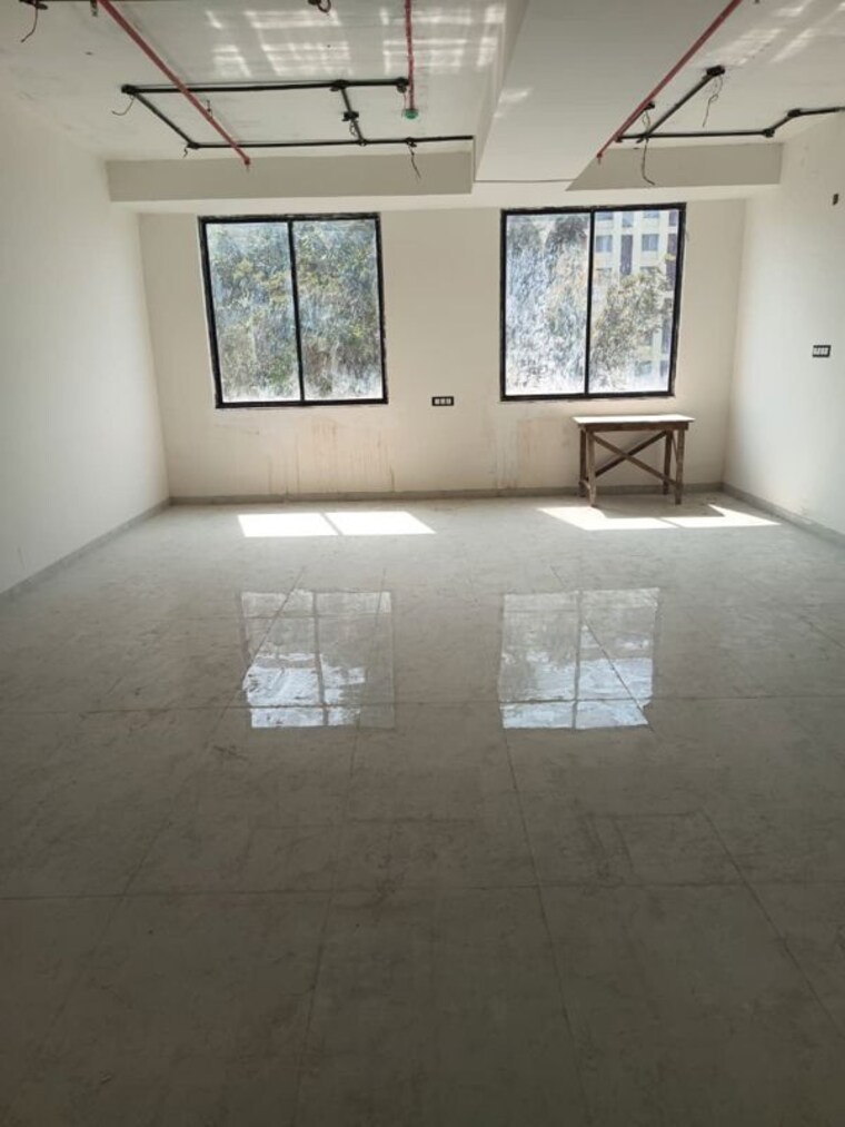 Room, mainland-valencia Commercial Office Space 521 Sq.Ft. In Wagholi Pune 10574927