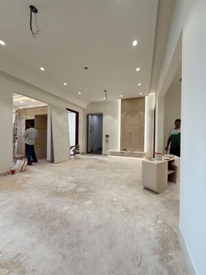 Building Lobby in 4 BHK Builder Floor at Rana Pratap Bagh – for Sale
