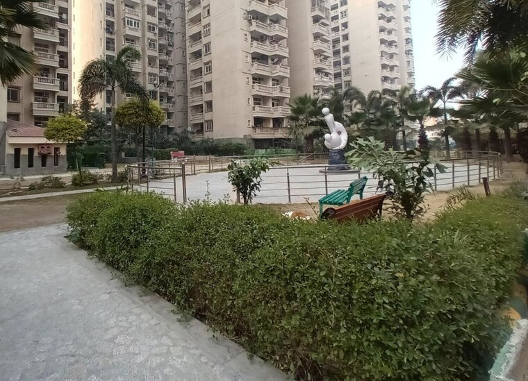 Exterior View, amrapali-silicon-city 2.5 Bedroom 1180 Sq.Ft. Apartment In Sector 76 Noida 10575859