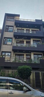 3 BHK + Servant Room 900 Sq.Ft. Independent House in Sector 46