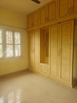 Room in 2 BHK Apartment at Maithri Layout – for Sale