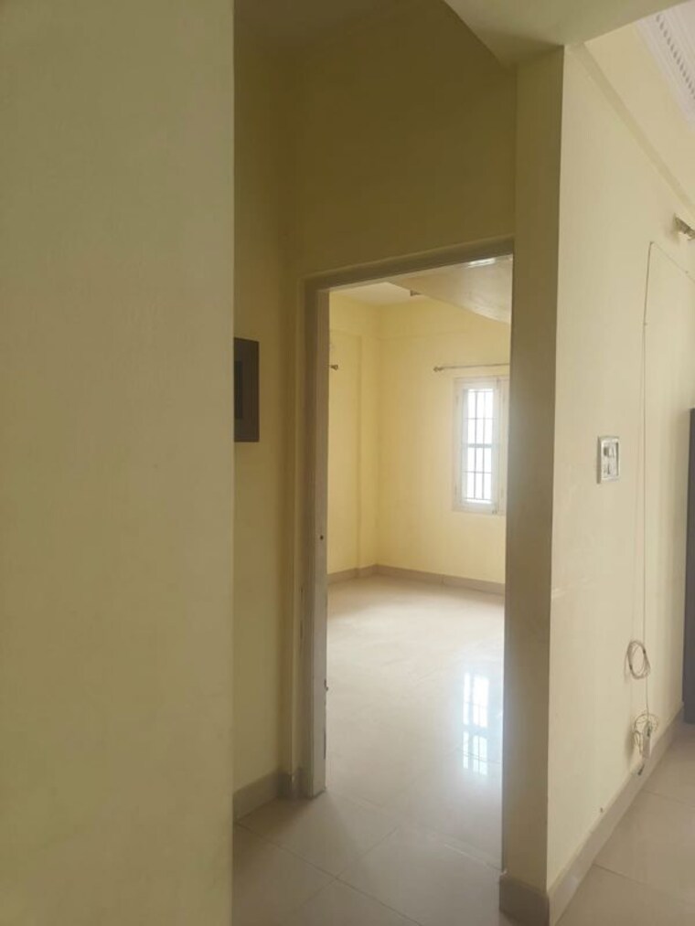 Room, maithri layout 2 Bedroom 1085 Sq.Ft. Apartment In Maithri Layout Bangalore 10575864