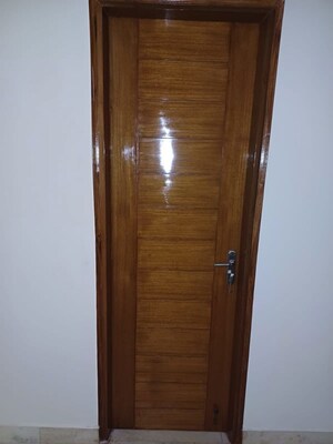 Room in 3 BHK Builder Floor at Vasant Vihar – for Rent