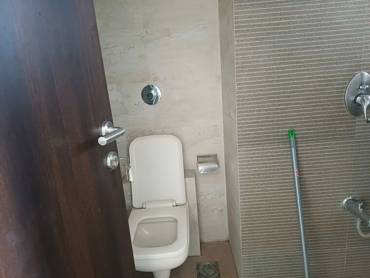 Bathroom, prabhadevi-chs 3 Bedroom 1180 Sq.Ft. Apartment In Prabhadevi Mumbai 10575921