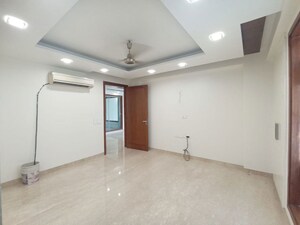 Room in  Office Space at Greater Kailash – for Rent