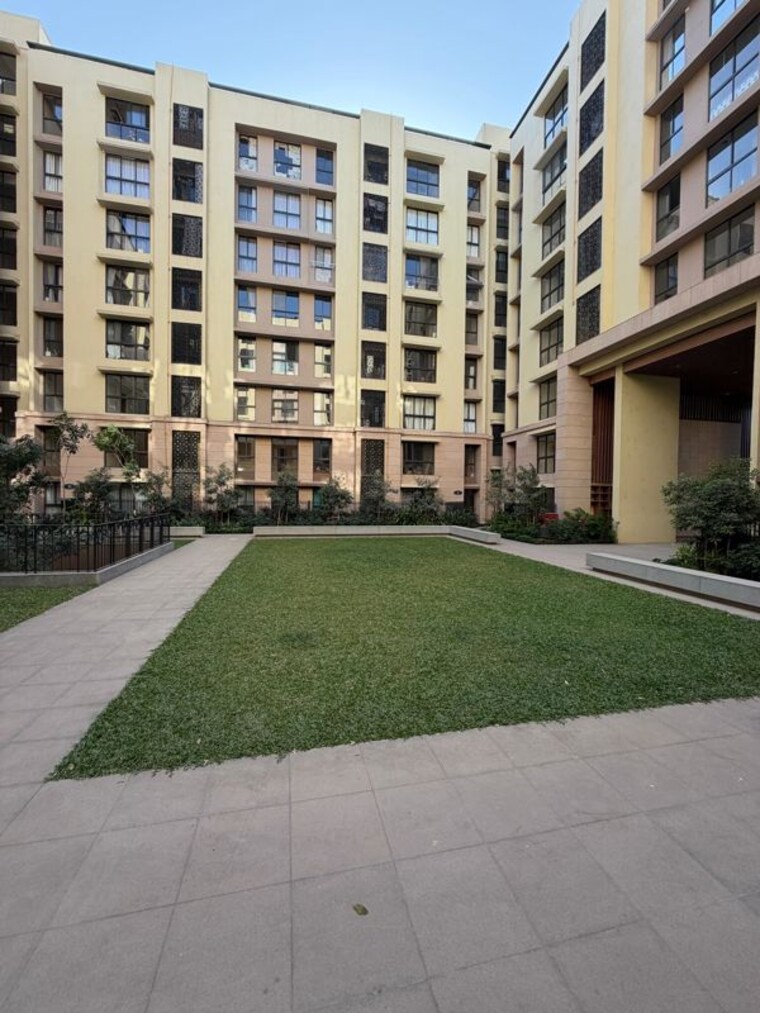 Exterior View, lodha-sterling 2 Bedroom 1150 Sq.Ft. Apartment In Kolshet Road Thane 10575928