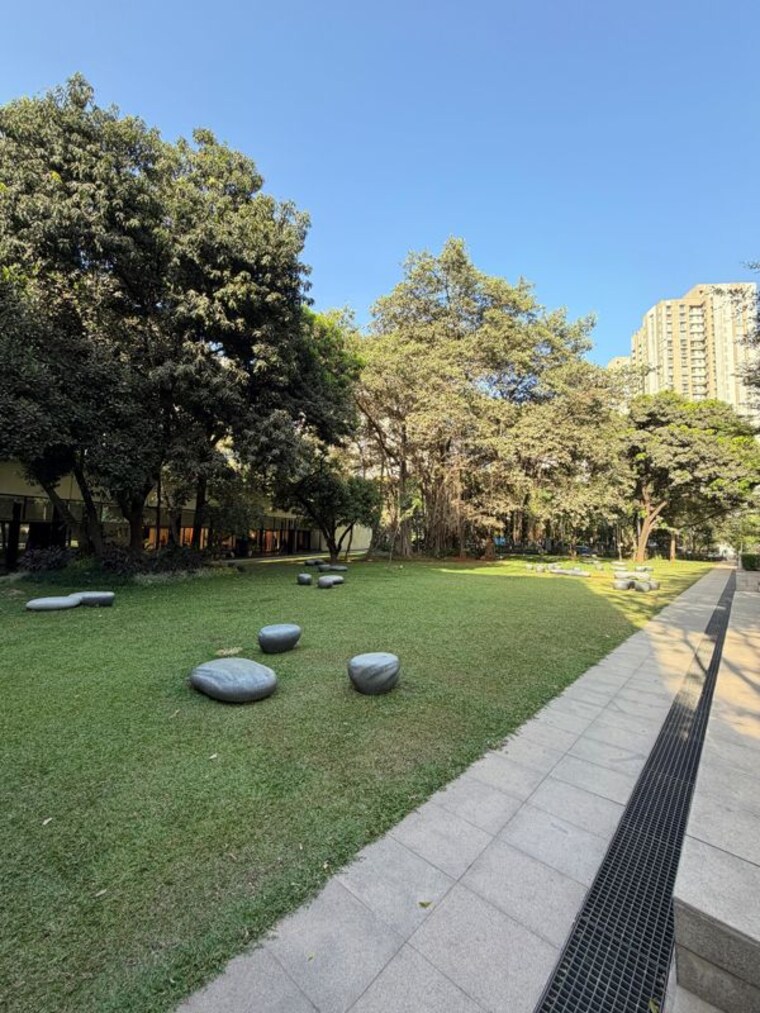 Garden, lodha-sterling 2 Bedroom 1150 Sq.Ft. Apartment In Kolshet Road Thane 10575928