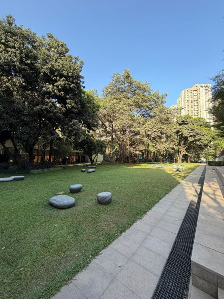 Garden, lodha-sterling 2 Bedroom 1150 Sq.Ft. Apartment In Kolshet Road Thane 10575928