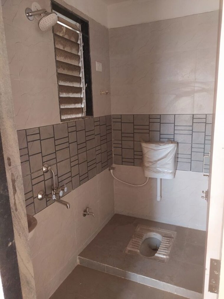 Bathroom, guru-atman 1 Bedroom 670 Sq.Ft. Apartment In Ulwe Navi Mumbai 10575935