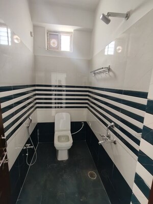 Staircase in 2 BHK Apartment at Golden Tulip Kondapur, Kondapur – for Rent