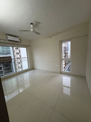 Room in 2 BHK Apartment at Prabhadevi CHS, Prabhadevi – for Sale