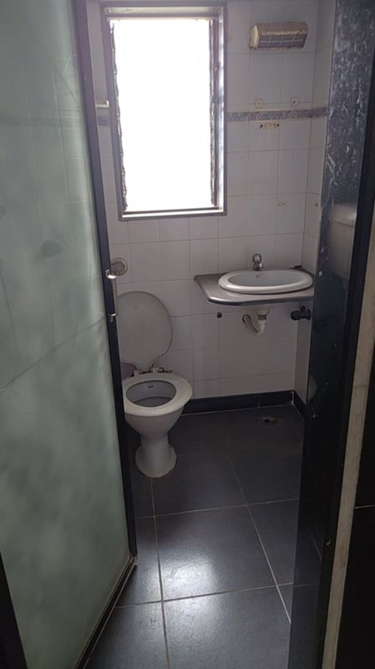 Bathroom, sindhu-apartment-sion 2 Bedroom 730 Sq.Ft. Apartment In Sion Mumbai 10575954