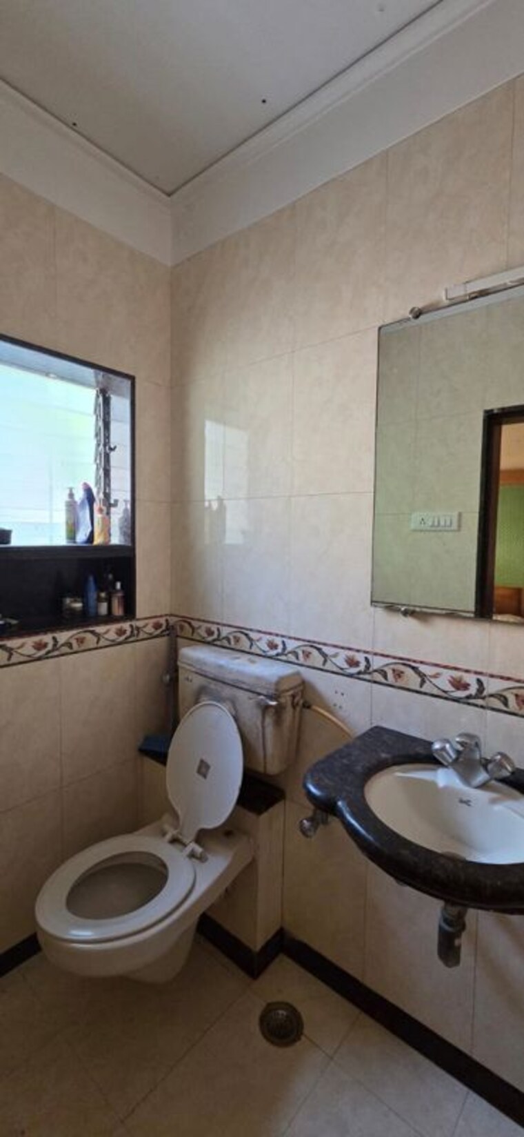 Bathroom, chembur 4 Bedroom 2600 Sq.Ft. Villa In Chembur Mumbai 10575958