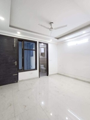 3 BHK Builder Floor For Sale in Chattarpur