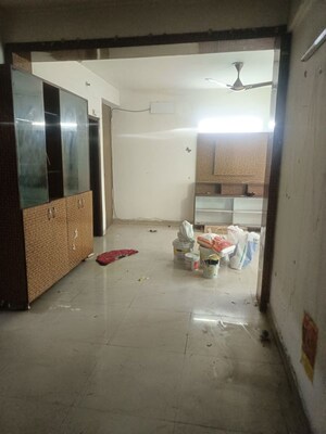 Room in 3 BHK Apartment at Sikka Karmic Greens, Sector 78 – for Rent
