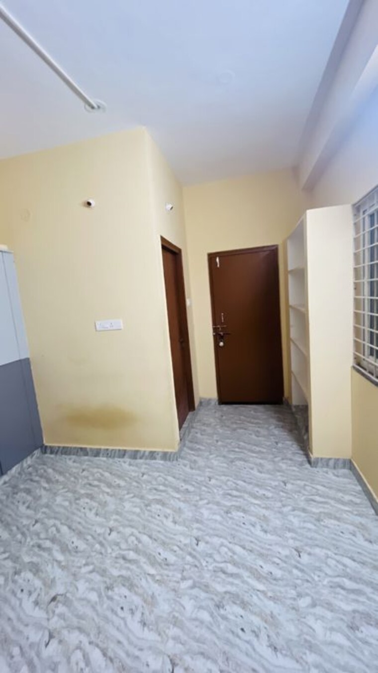 Room, golden-tulip-kondapur 1 RK 300 Sq.Ft. Apartment In Kondapur Hyderabad 10576005