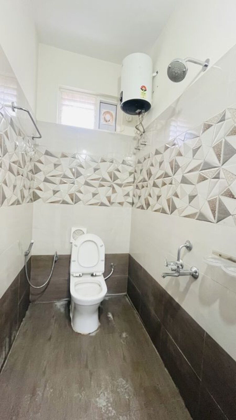 Bathroom, golden-tulip-kondapur 1 RK 300 Sq.Ft. Apartment In Kondapur Hyderabad 10576005