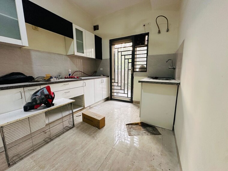 Kitchen, puri-aman-vilas 3.5 Bedroom 1670 Sq.Ft. Builder Floor In Sector 89 Faridabad 10576017