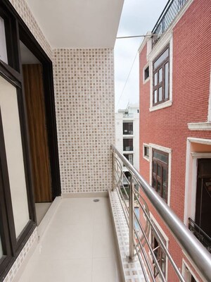 Balcony in 1 BHK Apartment at Saket – for Rent