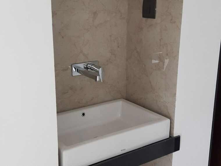 Bathroom, puranik-hometown 2 Bedroom 920 Sq.Ft. Apartment In Ghodbunder Road Thane 10576002