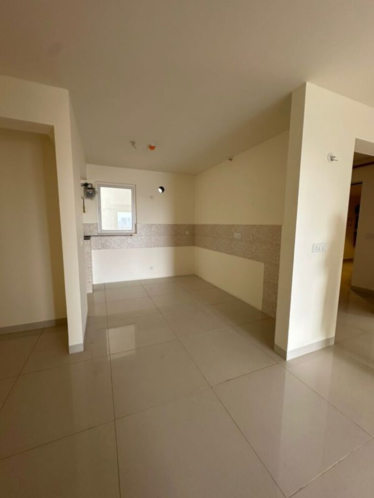 Bathroom, salarpuria-aqua-vista 3 Bedroom 1942 Sq.Ft. Apartment In Bannerghatta Road Bangalore 10576054