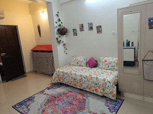 Bedroom in 2 BHK Apartment at Friends CHS Santacruz East, Vakola – for Rent