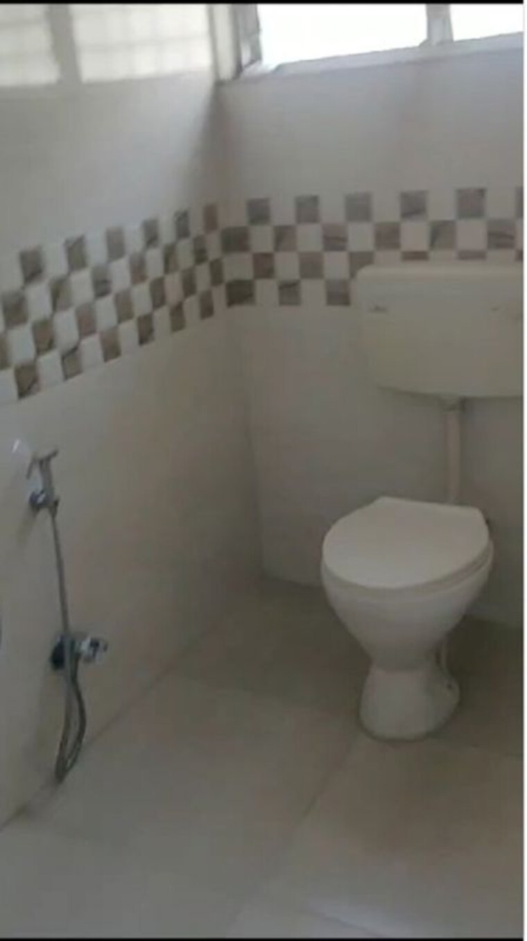 Bathroom, chembur 3 Bedroom 3120 Sq.Ft. Villa In Chembur Mumbai 10576084