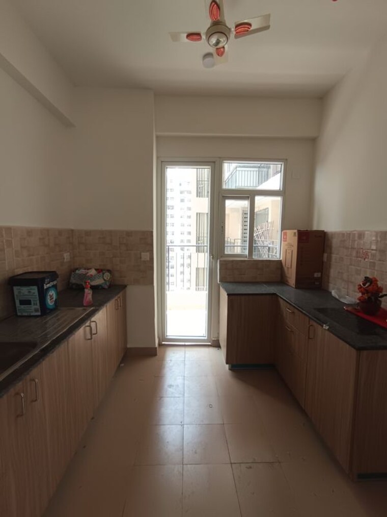 Kitchen, sector 76 4 Bedroom 2140 Sq.Ft. Apartment In Sector 76 Noida 10576076