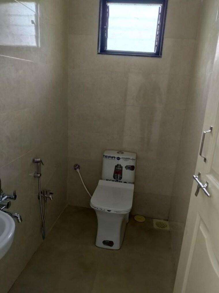 Bathroom, wadgaon sheri 1 Bedroom 450 Sq.Ft. Apartment In Wadgaon Sheri Pune 10576096