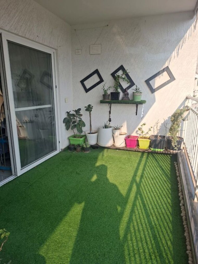 Balcony, salarpuria-aqua-vista 2.5 Bedroom 1470 Sq.Ft. Apartment In Bannerghatta Road Bangalore 10576123