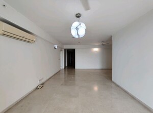 Room in 3.5 BHK Apartment at Conscient Heritage Max II, Sector 102 – for Rent