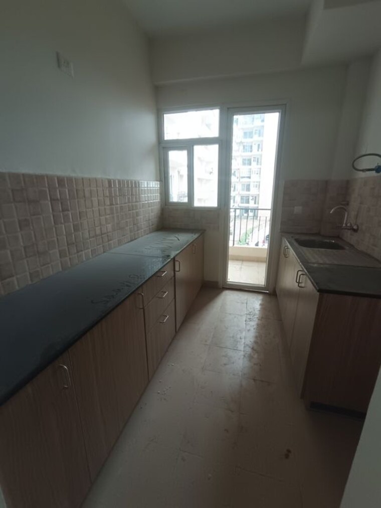 Kitchen, sector 76 4 Bedroom 2175 Sq.Ft. Apartment In Sector 76 Noida 10576111
