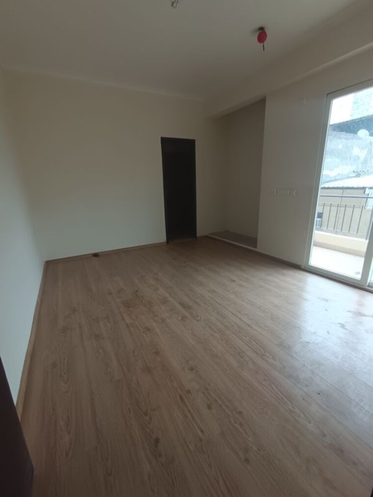 Room, sector 76 4 Bedroom 2175 Sq.Ft. Apartment In Sector 76 Noida 10576111