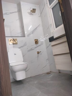 Bathroom in 3 BHK Apartment at M3M Soulitude, Sector 89 – for Rent