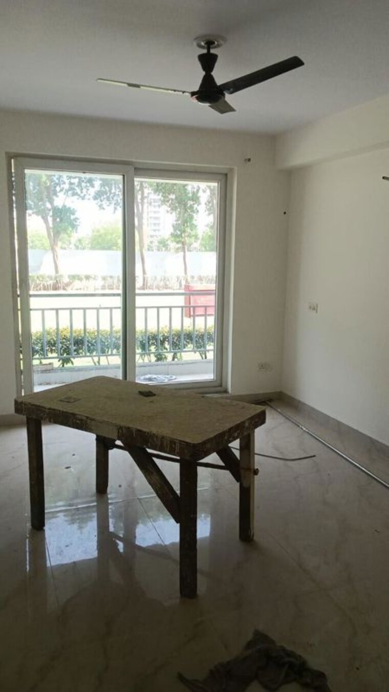 Room, bptp-amstoria 3 Bedroom 2400 Sq.Ft. Apartment In Sector 102 Gurgaon 10576138
