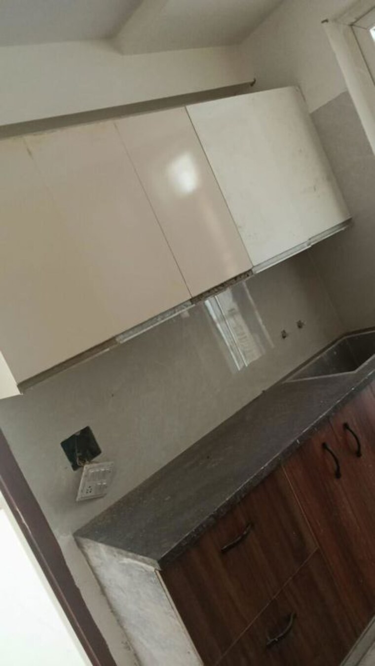 Kitchen, bptp-amstoria 3 Bedroom 2400 Sq.Ft. Apartment In Sector 102 Gurgaon 10576138