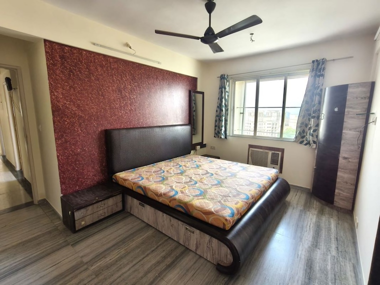 Bedroom, hiranandani-estate-hill-grange 3 Bedroom 1100 Sq.Ft. Apartment In Ghodbunder Road Thane 10576022