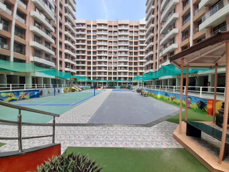 Swimming Pool, goregaon west 2 Bedroom 750 Sq.Ft. Apartment In Goregaon West Mumbai 10576016