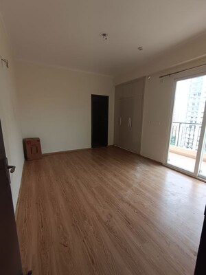 3 BHK Apartment For Rent in Sector 76