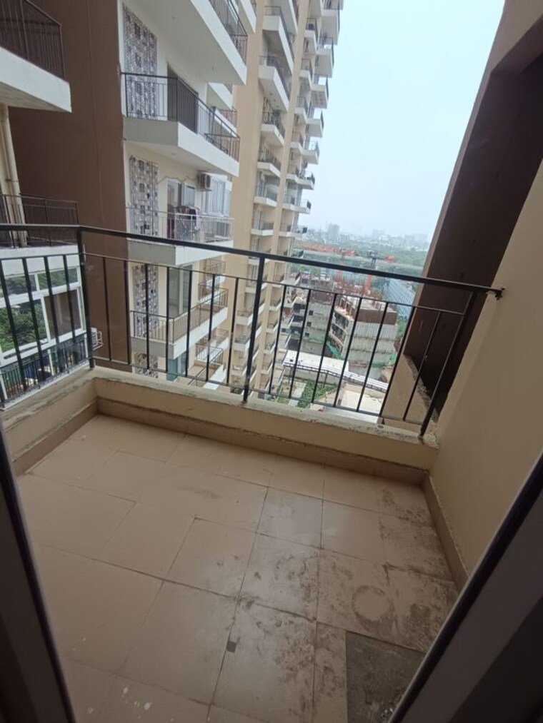 Balcony, sector 76 3 Bedroom 1375 Sq.Ft. Apartment In Sector 76 Noida 10576136