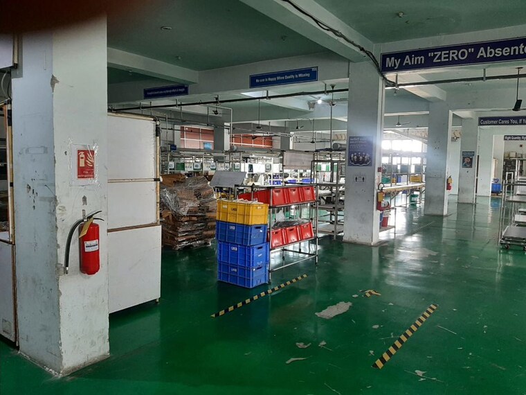  Parking, sector 68 Commercial Office Space 60000 Sq.Ft. In Sector 68 Noida 10576142